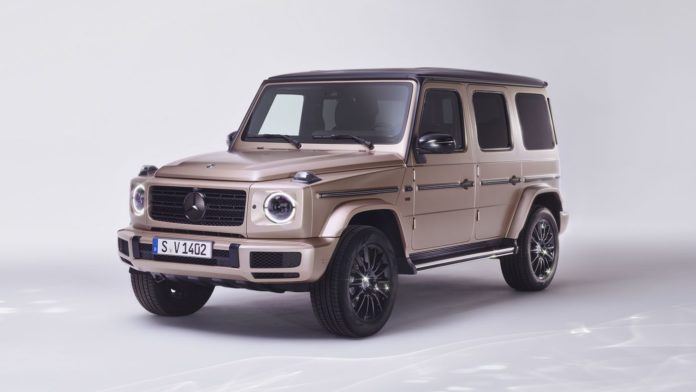 Mercedes Benz brand campaign for Valentine’s Day 2024: „Stronger than Diamonds” G Class Special Edition Mercedes Benz G500