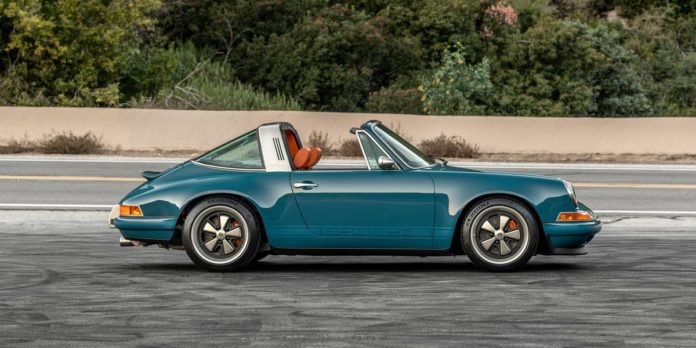 Singer Celebrates Its 300th Reimagining of a Porsche 911