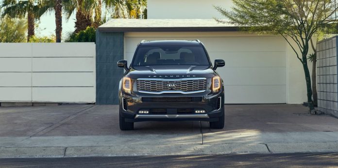 Kia Recalling 430,000 Tellurides over Rollaway Risk