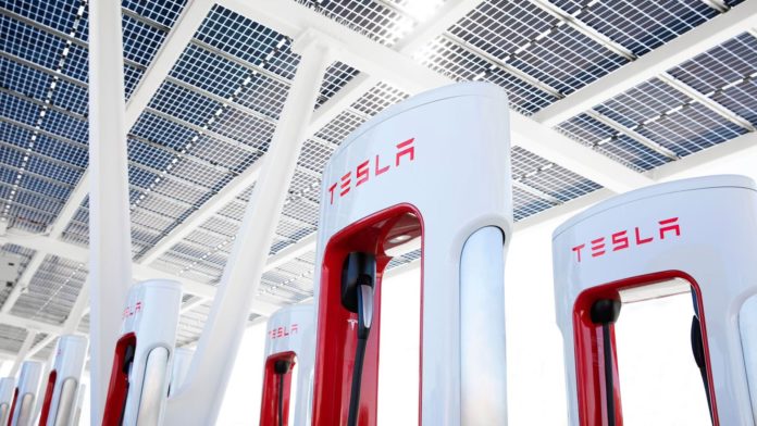 Tesla Plans To Build A Massive Supercharger Site In Florida With 200 Stalls