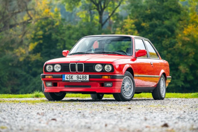 BMW Introduces Classic Car Restoration Service In Australia