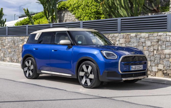 MINI Shows Off Electric Countryman With 20-Inch Wheels