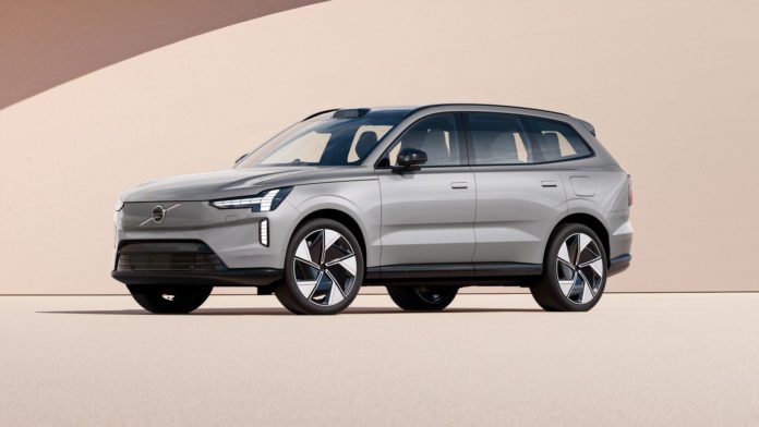 Volvo EVs Get World's First Battery Passports