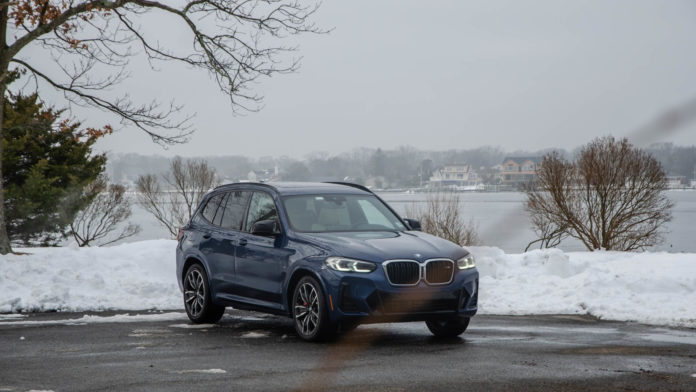 BMW Recalls 291,000 X3 SUVs Over Interior Cargo Rail Detachment Risk