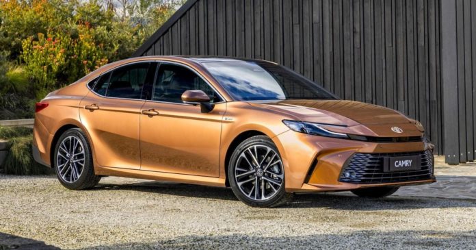 2025 Toyota Camry Hybrid review