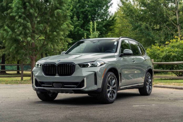 BMW X5 Silver Anniversary Edition Shows Its Unique Look