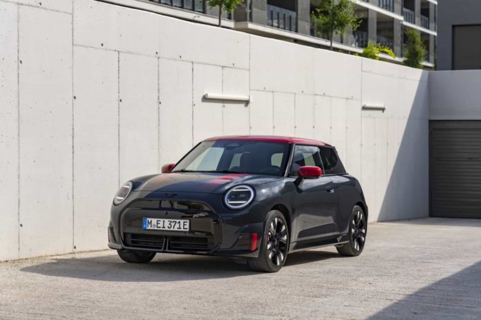 MINI Unveils Powerful John Cooper Works Electric With 255 HP