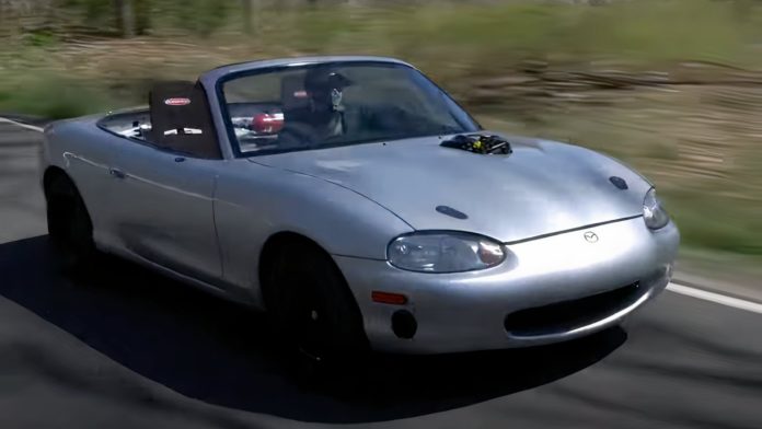 Video: Somebody Put A 13,000-RPM Honda Engine In A Mazda Miata