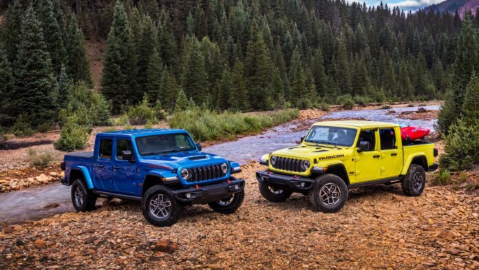 Angry Wrangler And Gladiator Owners Are Taking Jeep To Court