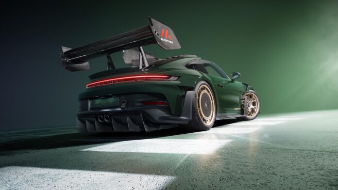 Video: Porsche's Motorsport Experts Take The 911 GT3 RS To Another Level